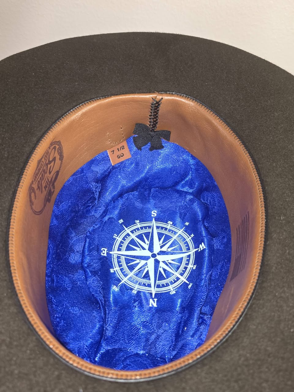 The Water Dog — blue compass liner and sweatband